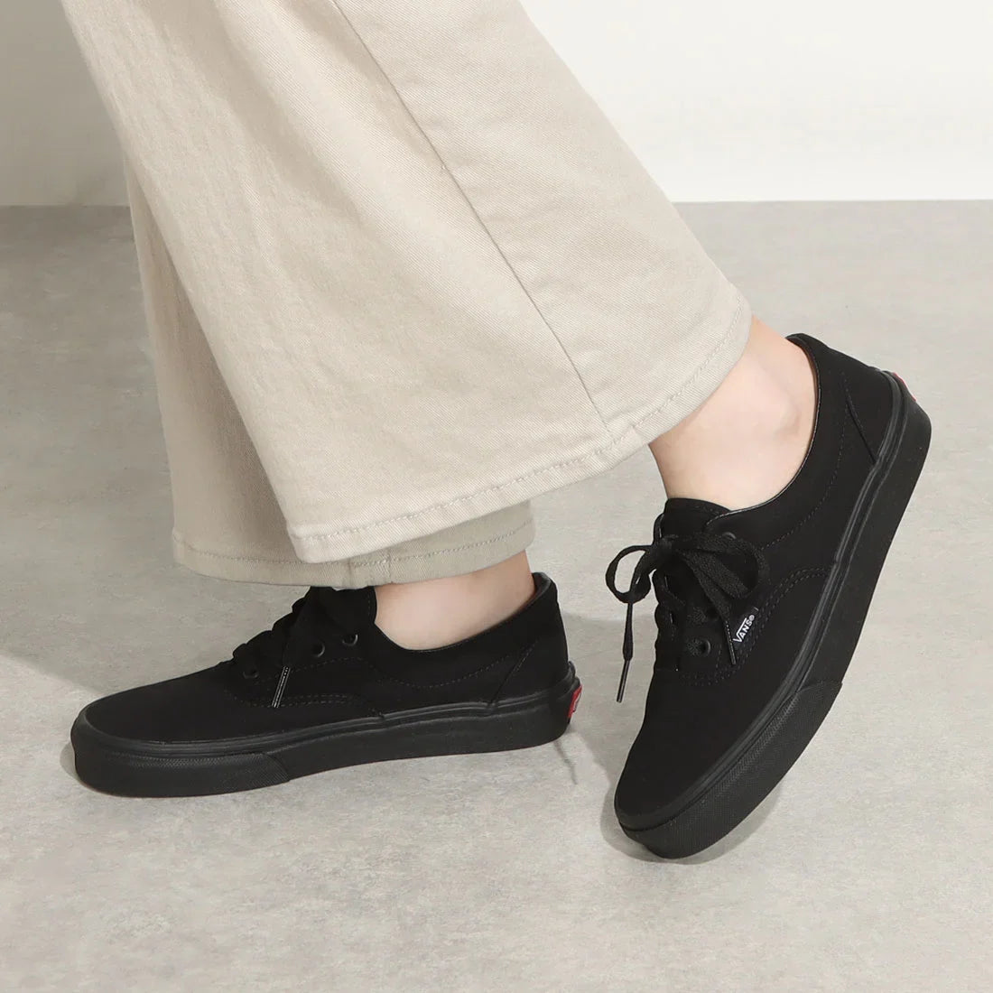 Vans Era