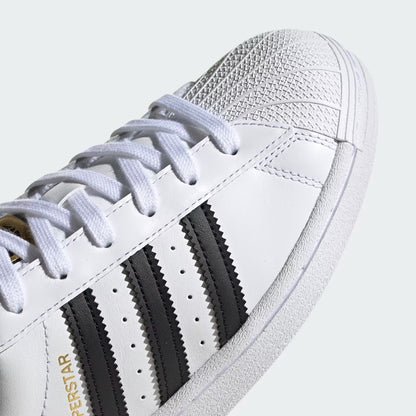 Adidas Superstar